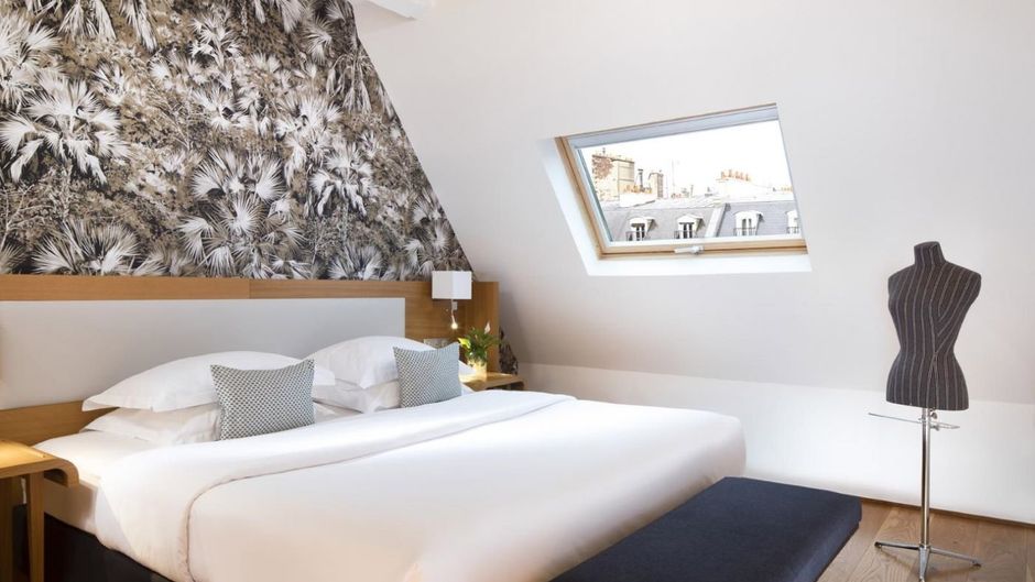 Le Six Saint Germain Suite