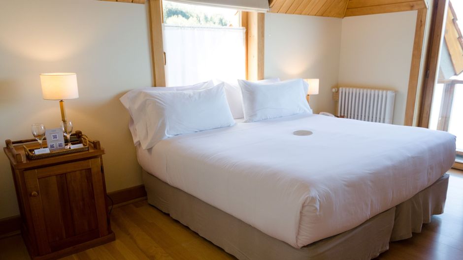 Correntoso Lake & River Hotel Room