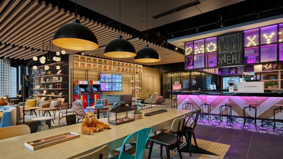 Moxy Kuala Lumpur Chinatown Restaurant