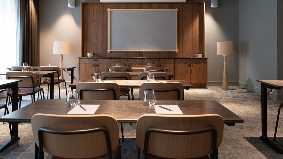 Elite Hotel Frost Meeting