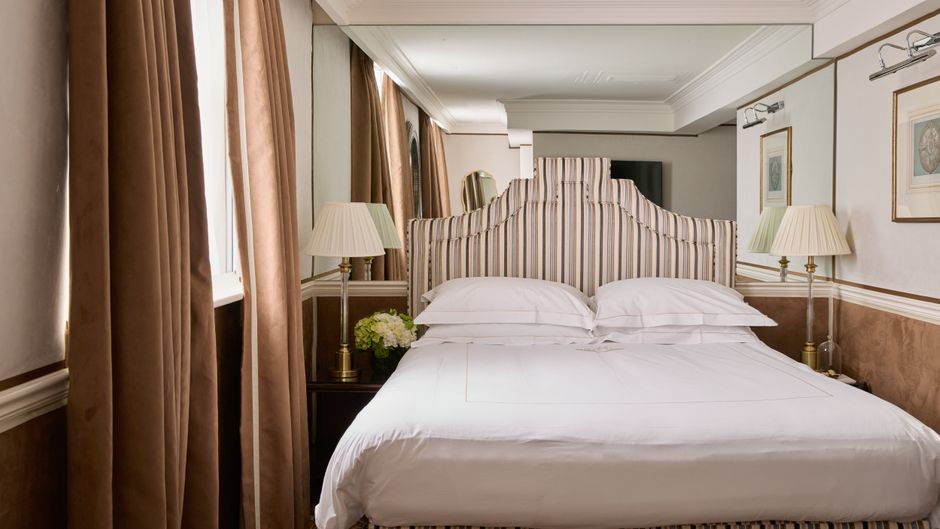 The Montague on the Gardens Hotel Room