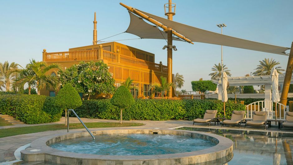 The St. Regis Abu Dhabi Pool