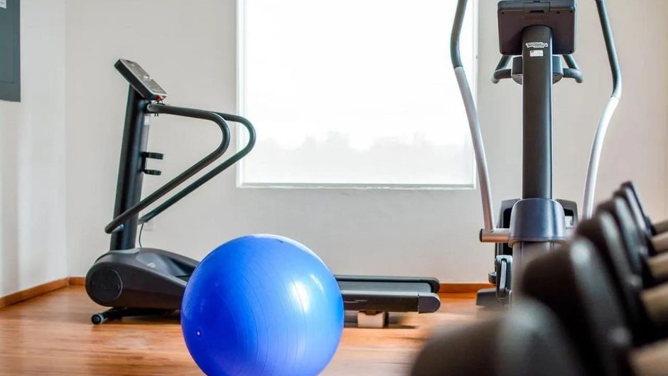 Stain Loft and Suites Health Club