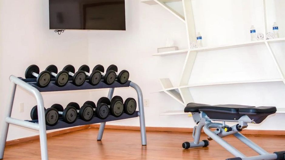 Stain Loft and Suites Health Club