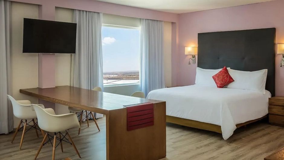 Stain Loft and Suites Suite