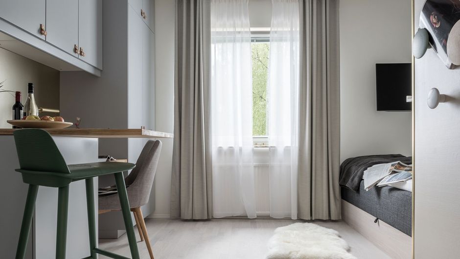 Avanti Hotel Room