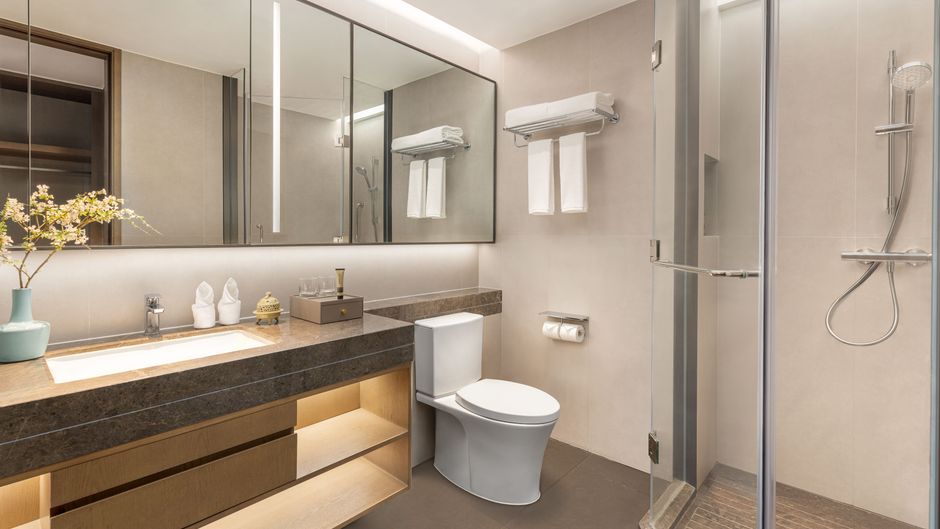 Hong Yuan Hotel  by The Crest Collection Room