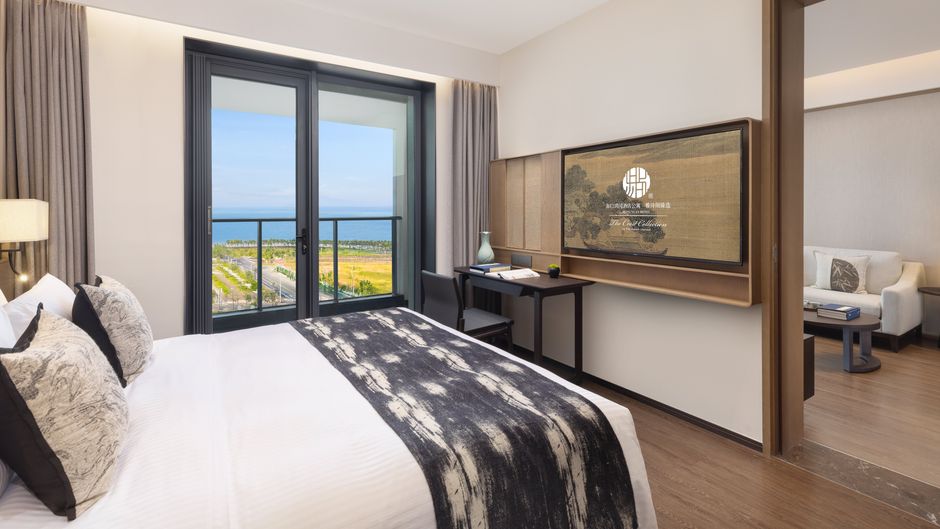 Hong Yuan Hotel  by The Crest Collection Room