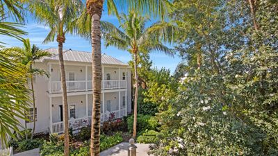 Tranquility Bay Beach House Resort