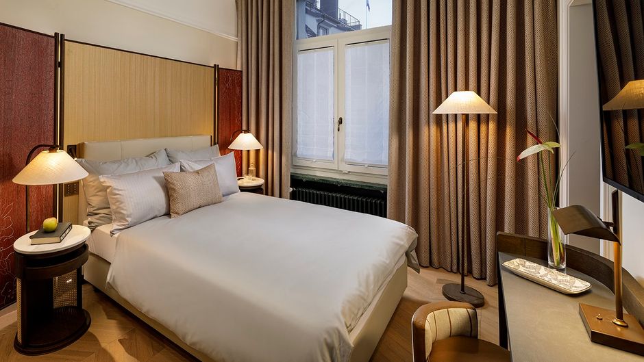 Ambassador Hotel Zurich Room
