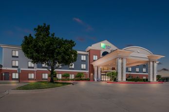 Holiday Inn Express Perry