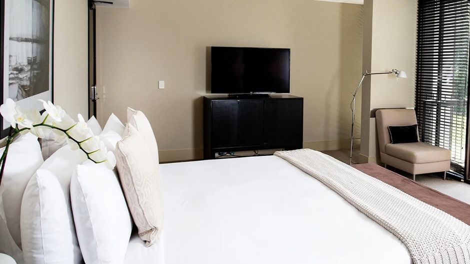 Mansion Hotel & Spa Suite