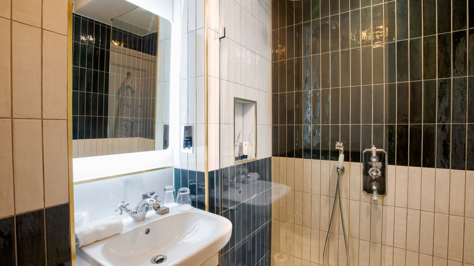 Capital Hotel, Apartments & Townhouse Room