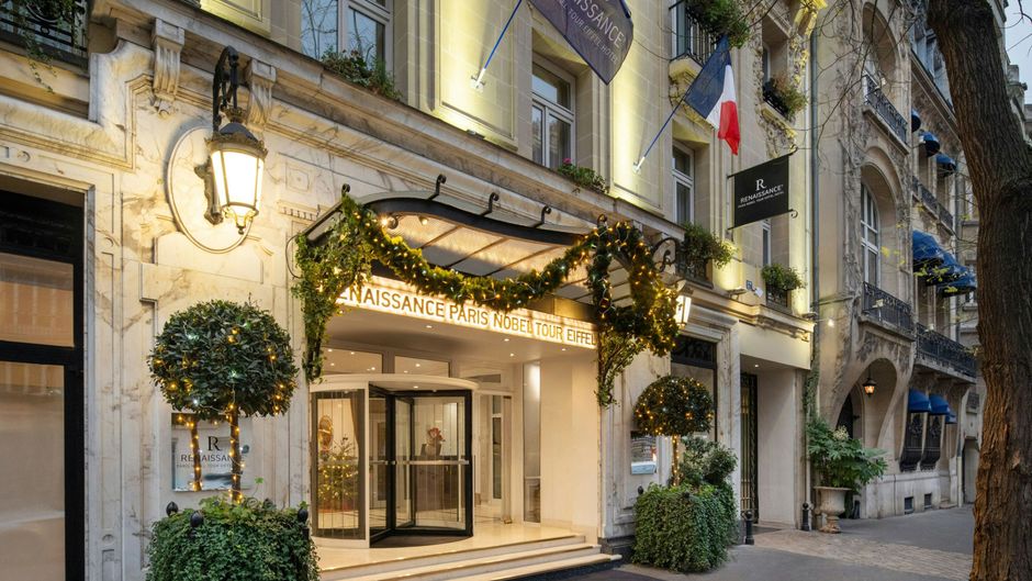 Renaissance Paris Nobel Tour Eiffel Hotel Exterior