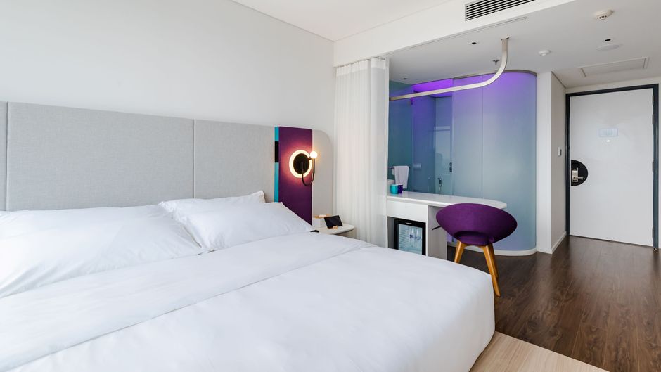 Tru by Hilton Hanoi Station Room