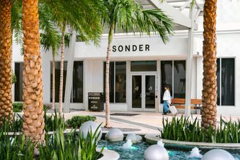 Sonder The CIRC Hotel