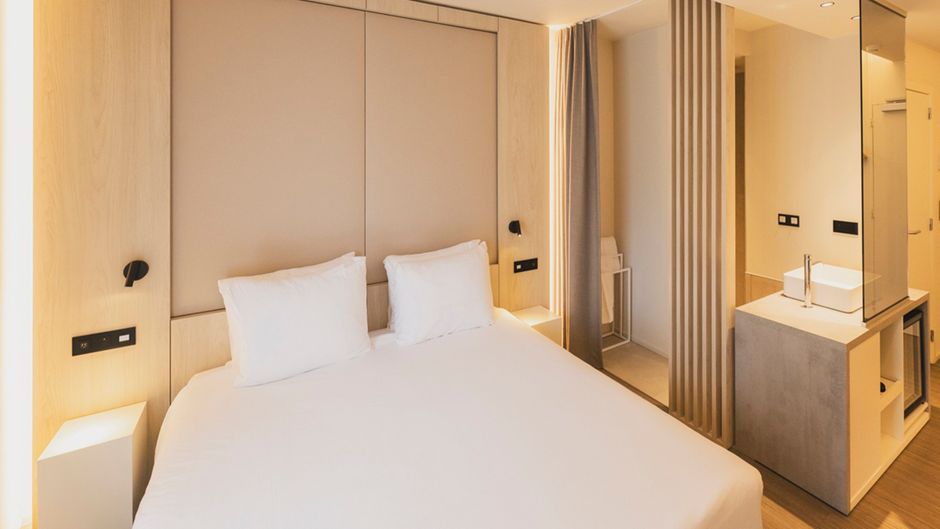 Begijnhof Hotel Room