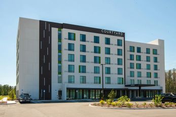 Courtyard Lake City