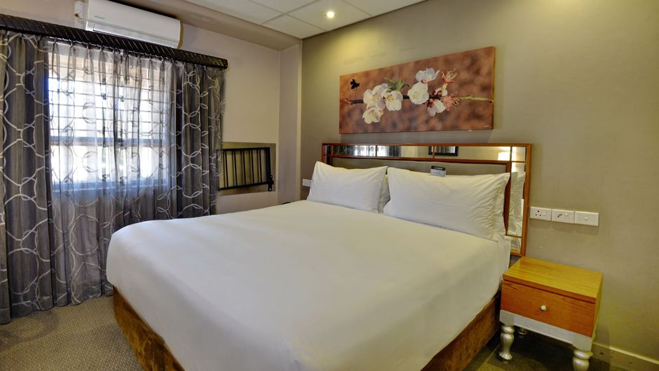 ANEW Hotel Hatfield Room
