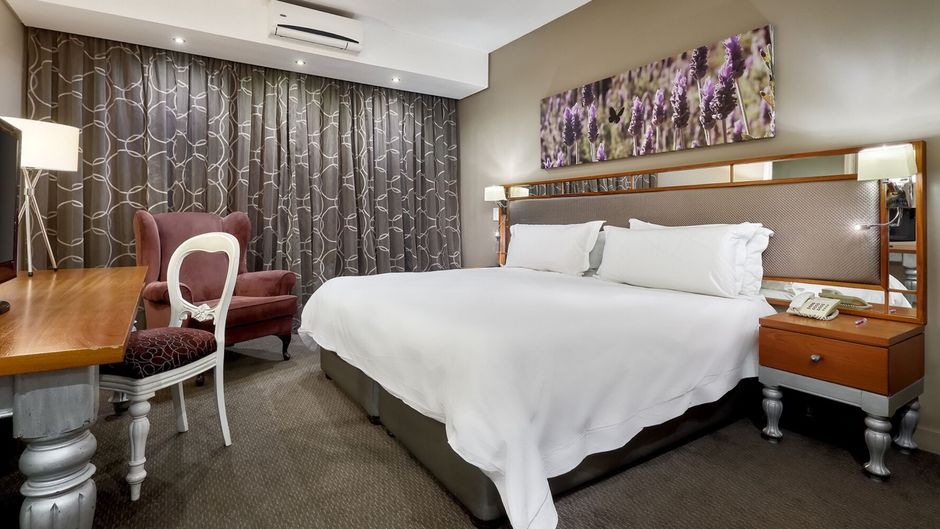 ANEW Hotel Hatfield Room