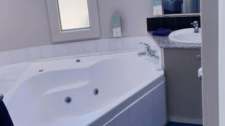 Parklane Motor Lodge Room