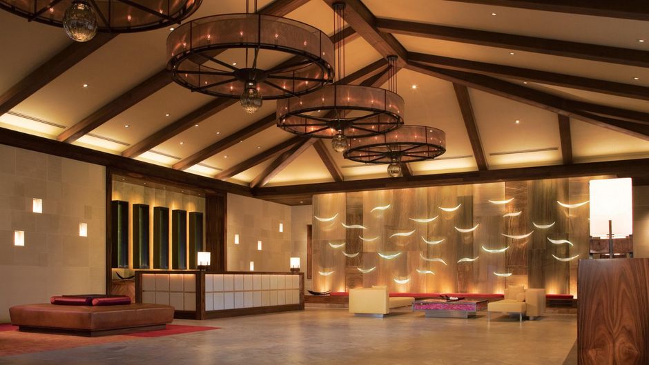 The Cove at Atlantis Lobby