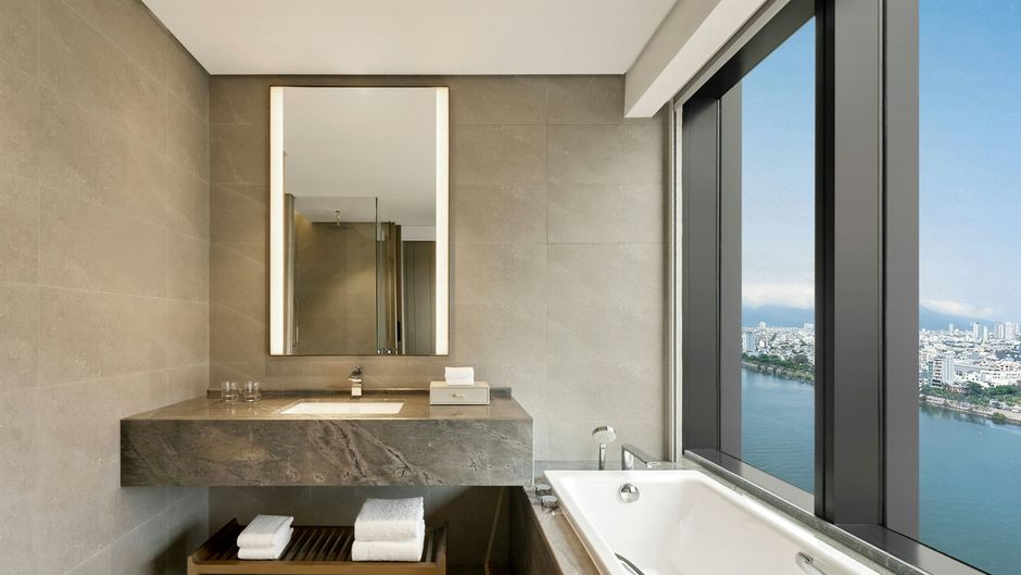Courtyard by Marriott Danang Han River Room