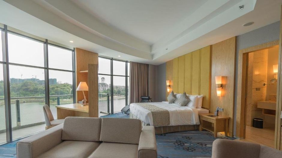 The Everly Putrajaya Suite