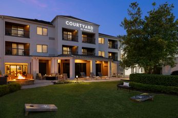 Courtyard by Marriott Greenville
