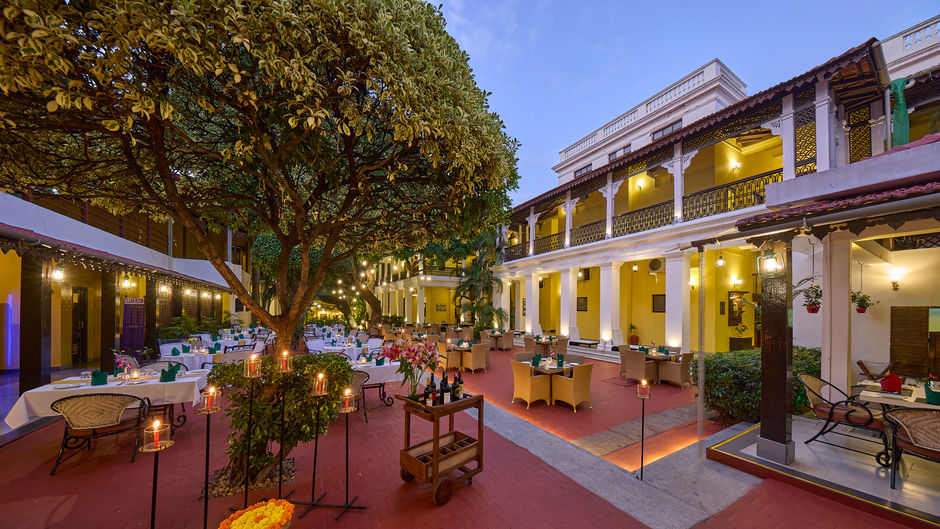 Royal Orchid Metropole, Mysuru Restaurant
