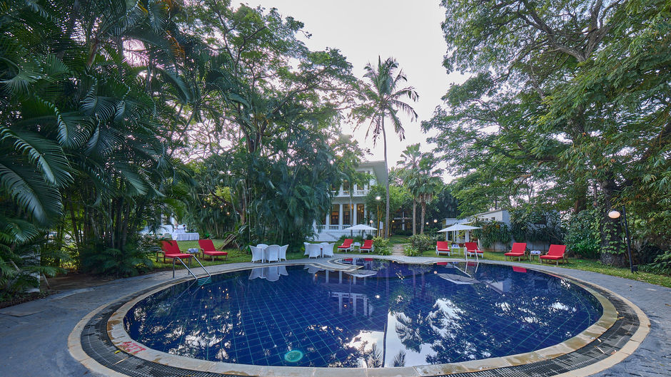 Royal Orchid Metropole, Mysuru Pool