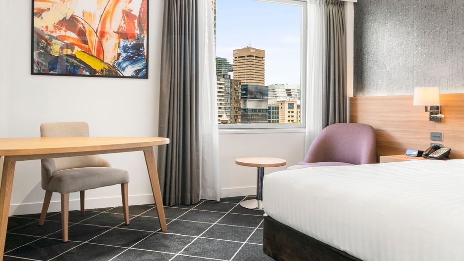 Furama Darling Harbour Room