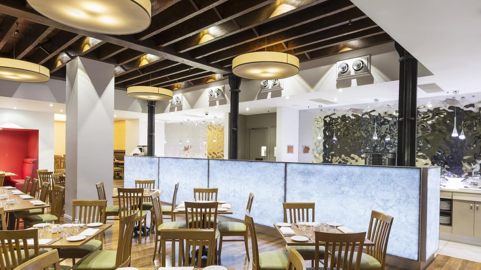 Furama Darling Harbour Restaurant
