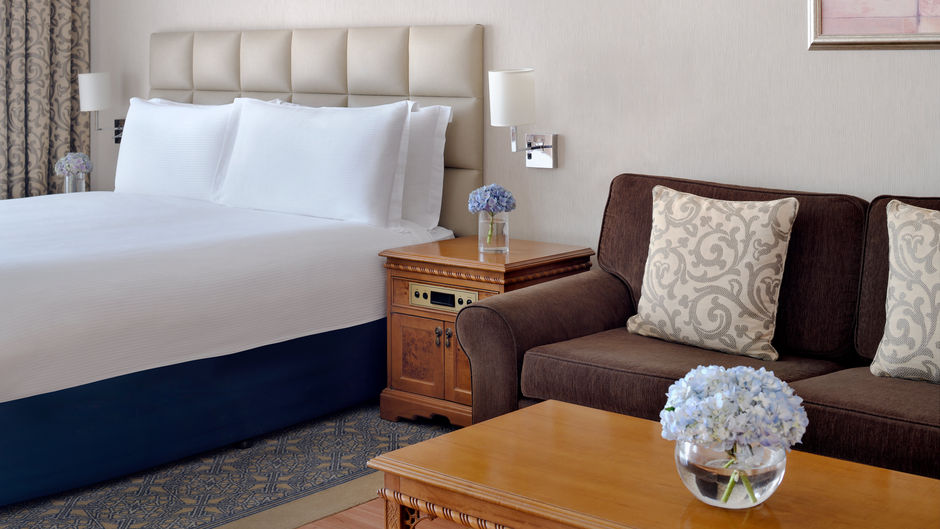 Millennium Plaza Downtown Hotel & Suites Room