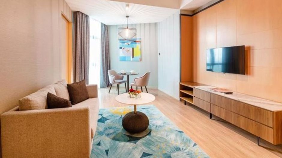 M World Hotel Suite