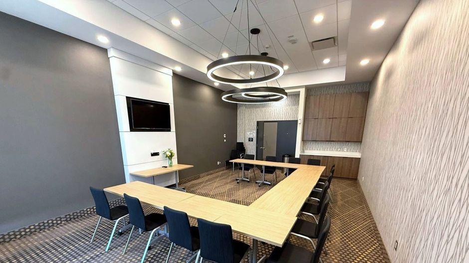Holiday Inn Gatineau Ottawa Meeting