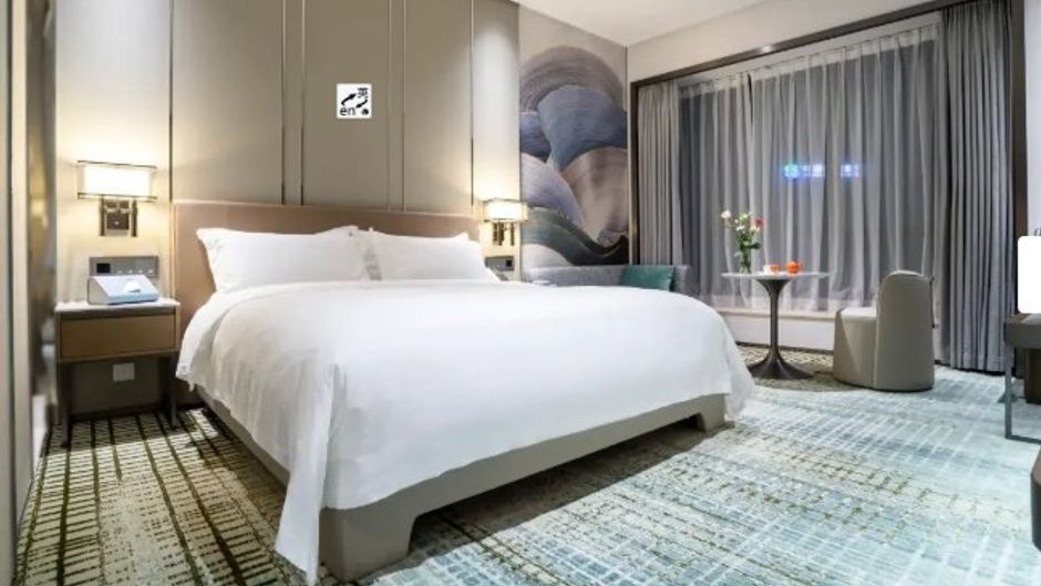 Shen Zhou 7 Star Hotel Room