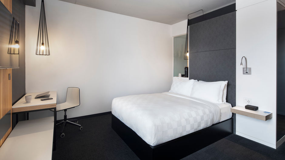 ALT Hotel Ottawa Room