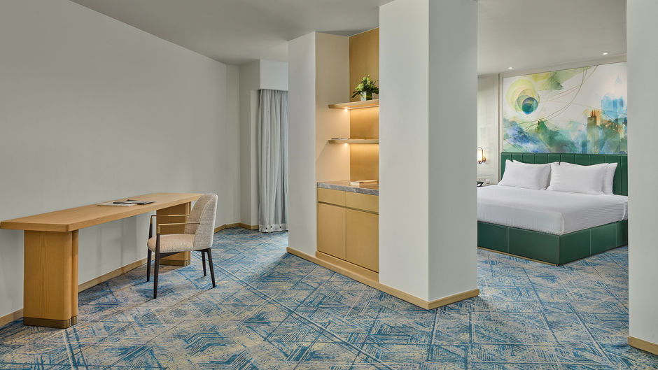 The Heritage Hotel Manila Suite