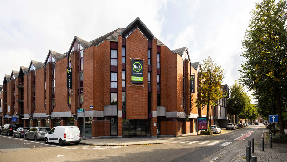 Hotel Mons Exterior