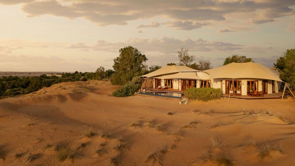 Al Maha, Luxury Collection Desert Resort Exterior