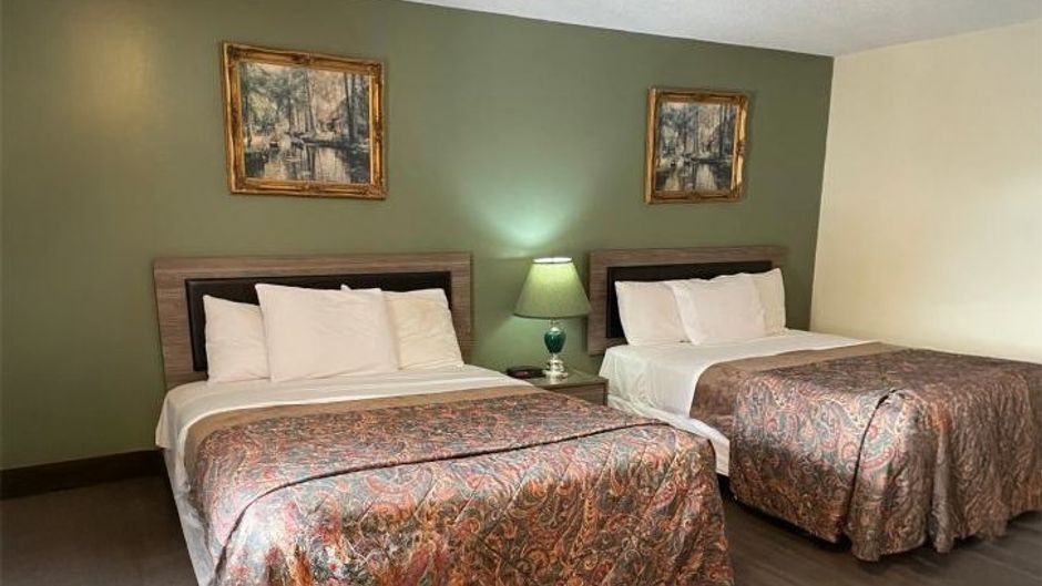 Scottish Inns near The Falls Room