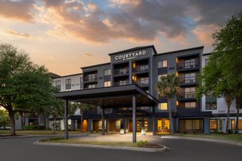 Courtyard by Marriott Barefoot Landing