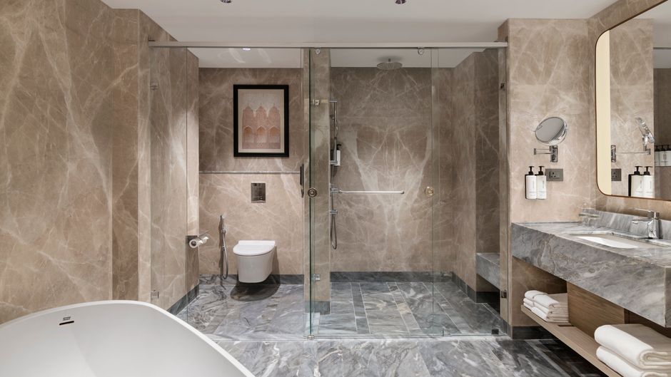 Crowne Plaza Lucknow Room