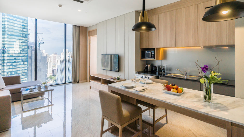 SkyView Hotel Suite