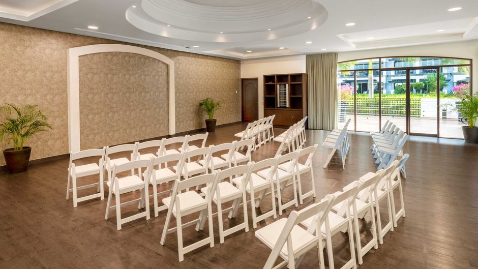 Holiday Inn Club Grand Residences Meeting