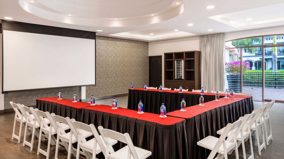 Holiday Inn Club Grand Residences Meeting