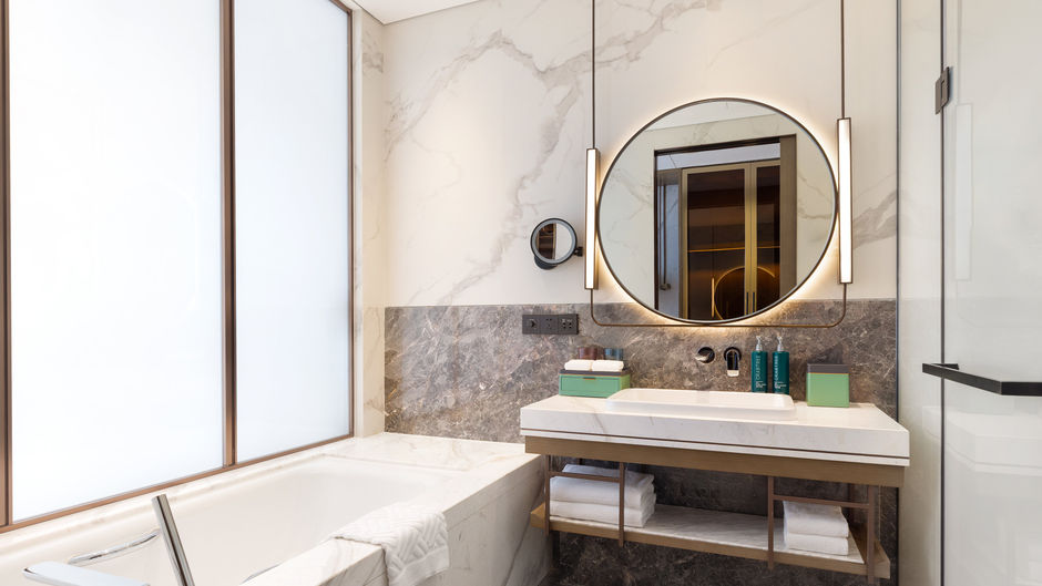 Hilton Shaoxing Hotel and Residences Room