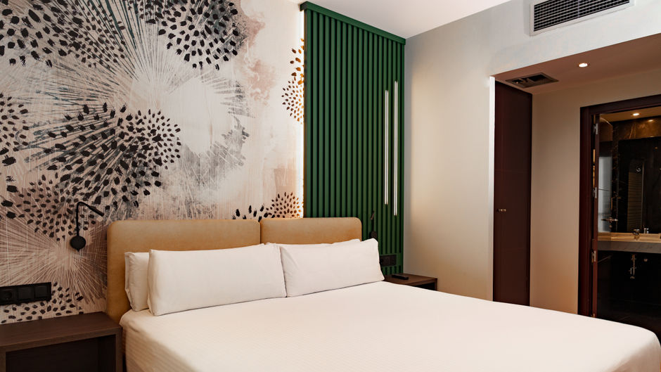 Hotel Princesa de Eboli Room