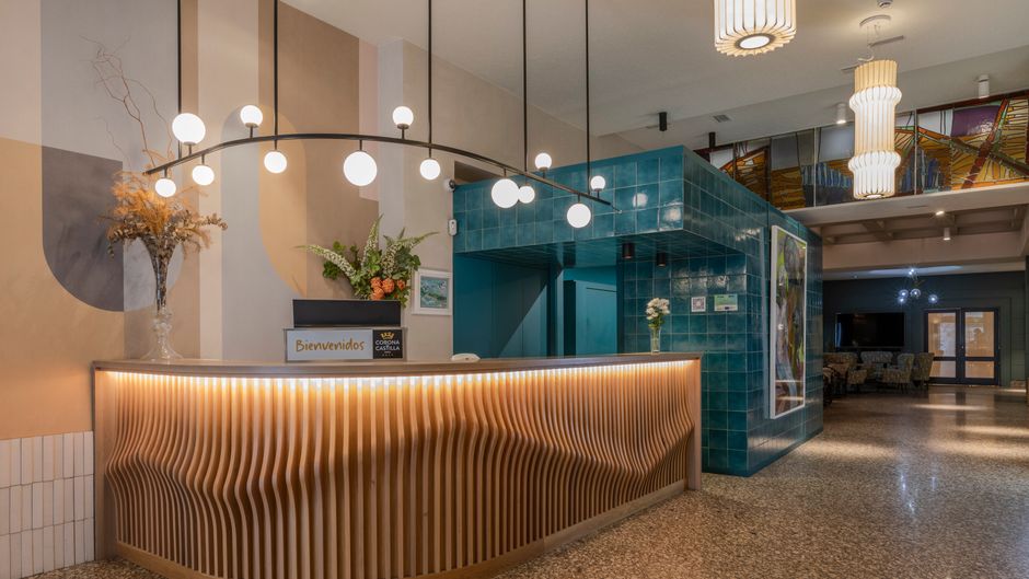 Hotel Corona de Castilla Lobby
